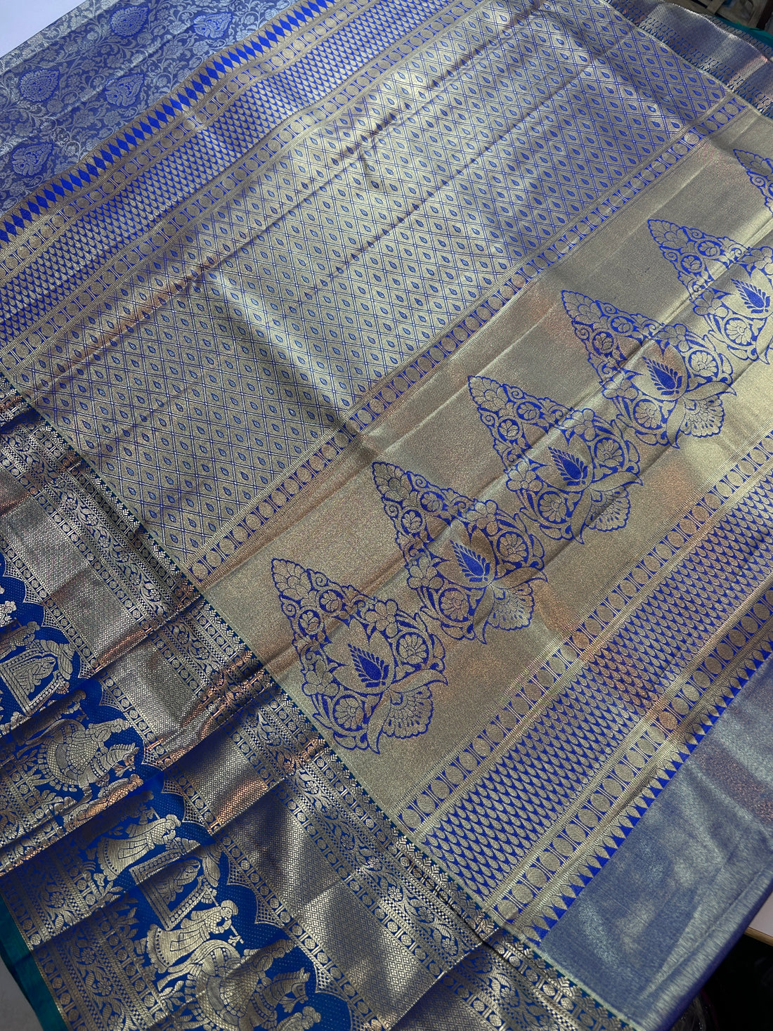 Beautiful semi kanchi pattu saree-5