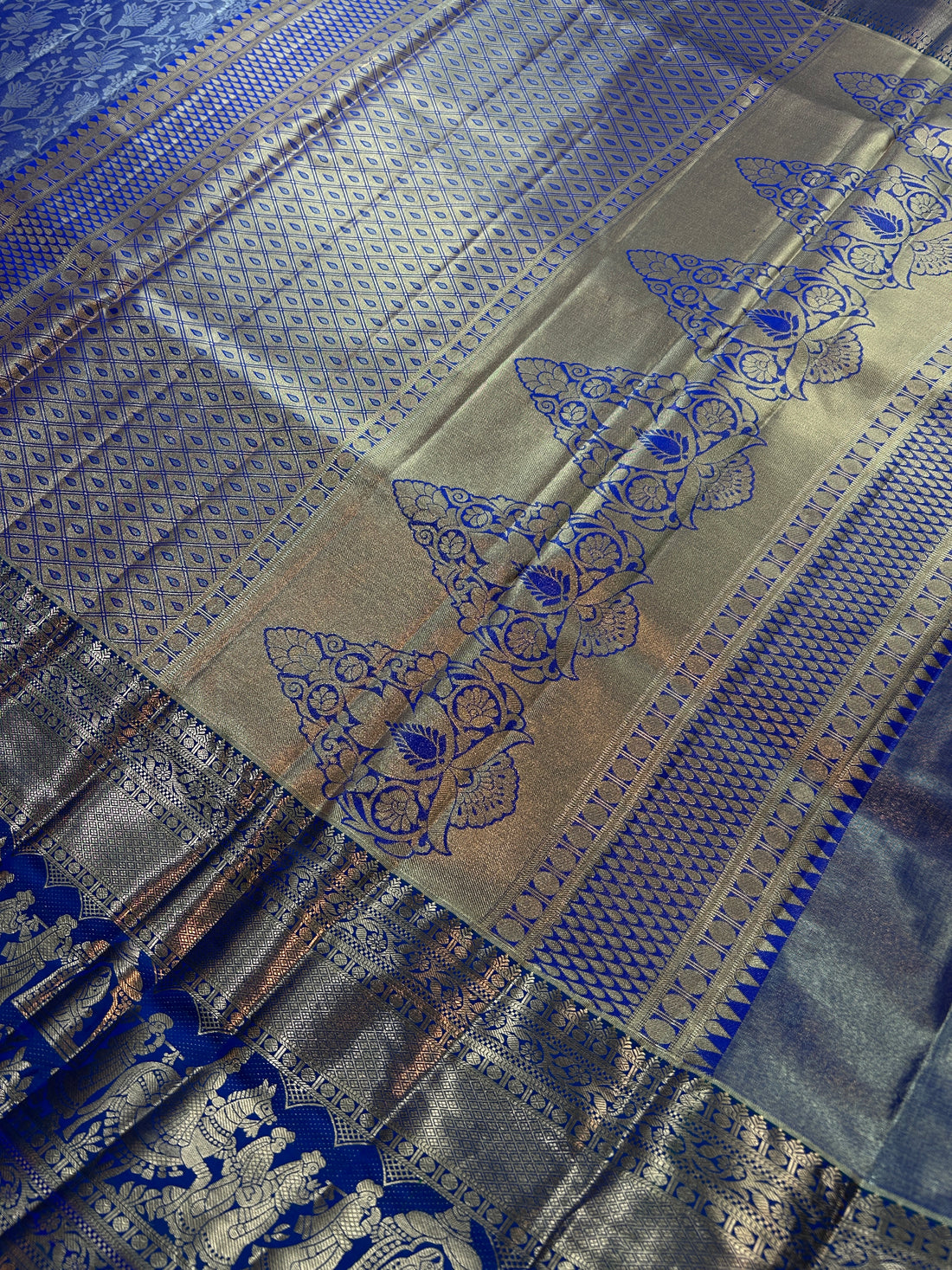 Beautiful semi kanchi pattu saree-11