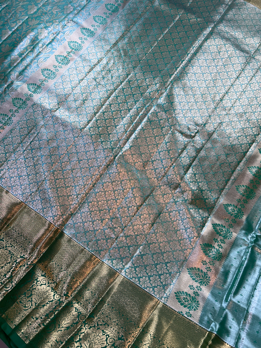 Beautiful semi kanchi pattu saree-10