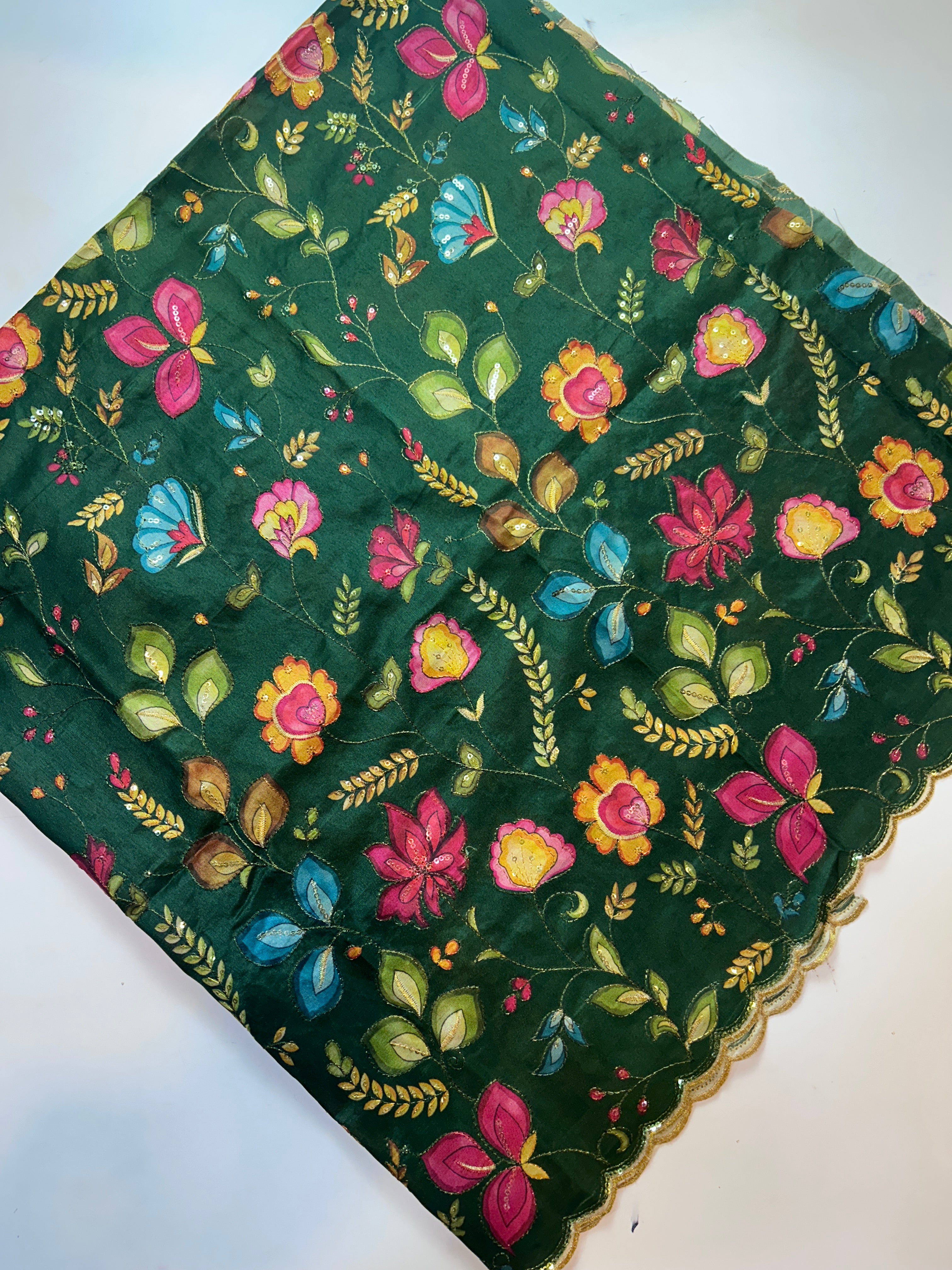 (13)DESGINER BLOUSE PIECE ALL OVER DESIGN 80CMS SAREE PANNA